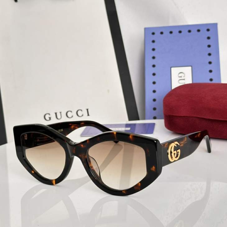 Picture of Gucci Sunglasses _SKUfw79498478fw